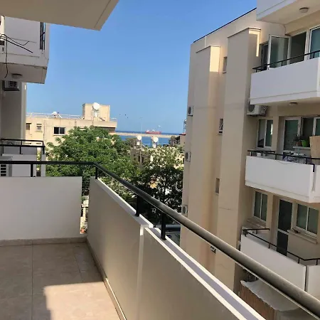 1bedroom Near The Beach Апартаменты